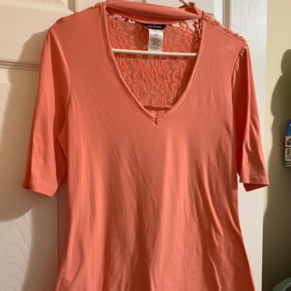 pink shirt